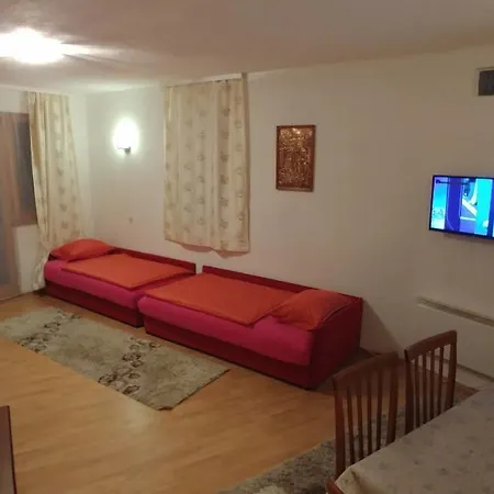 Apartament Dino *
